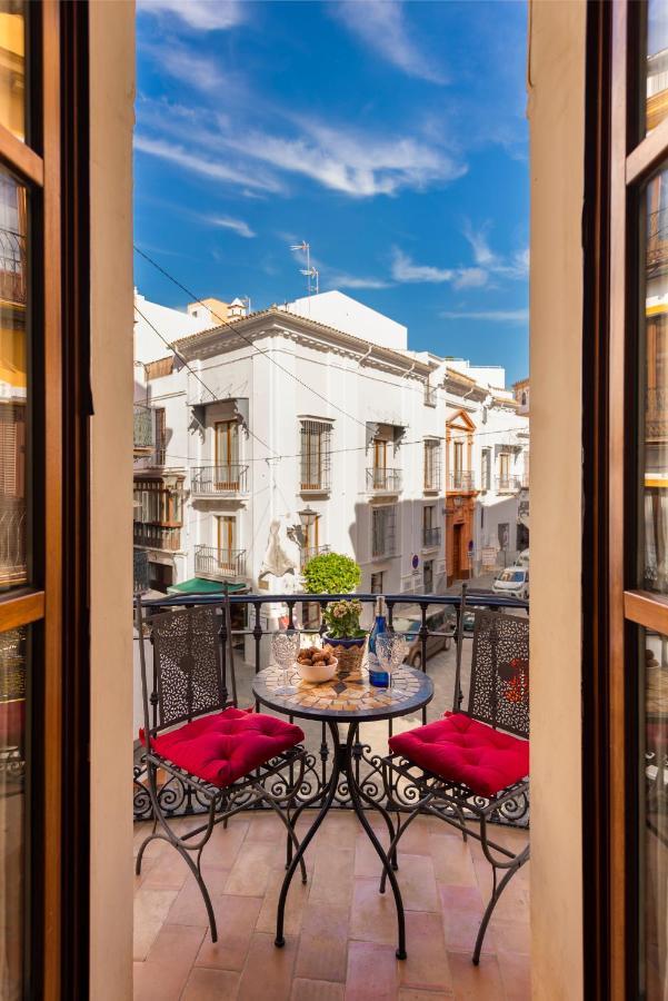 Cathedral Apartment, First Floor Siviglia Esterno foto